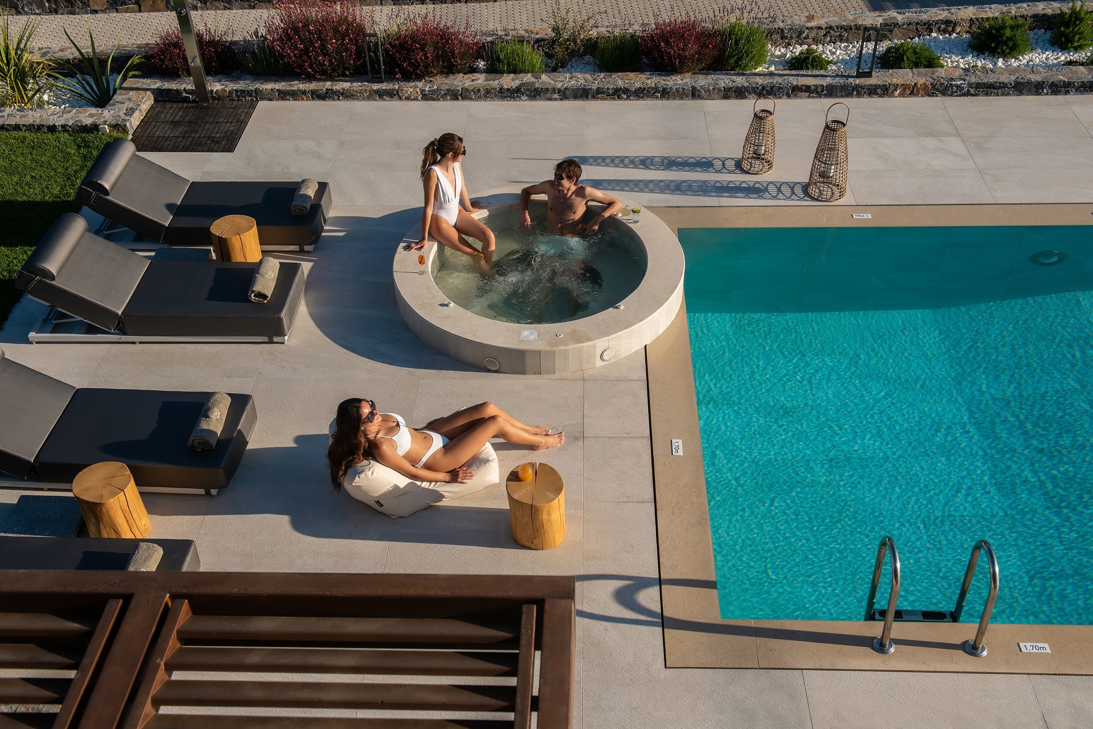 KYMO Instyle Villa pool & jacuzzi