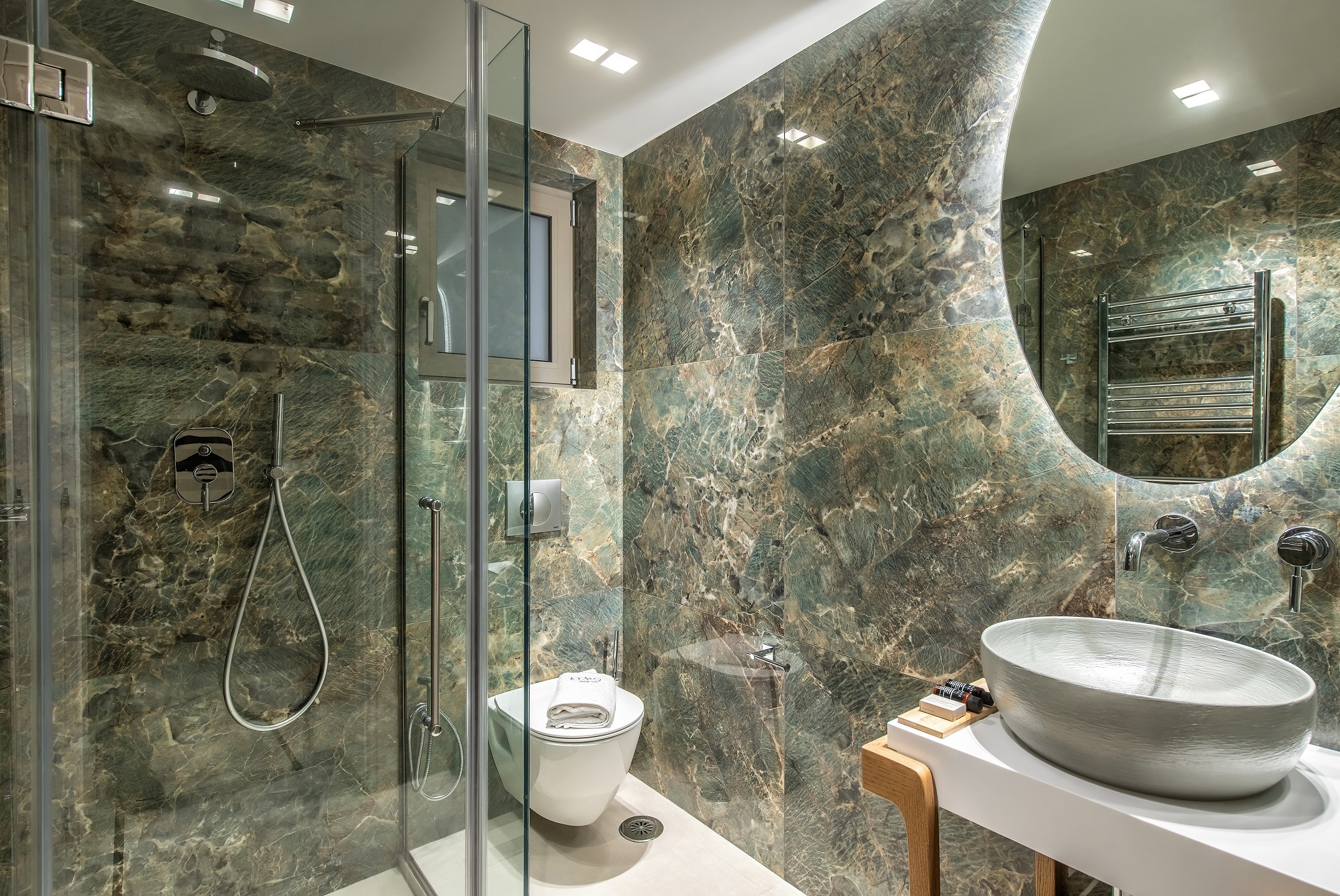 KYMO Instyle Villa Bathroom with vanity kit